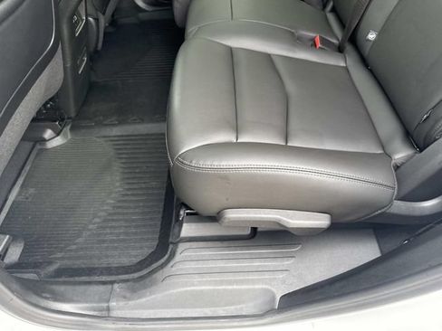 Certified 2024 Cadillac XT6 Luxury w/ LPO, Floor Liner Package AWD/4WD image 30