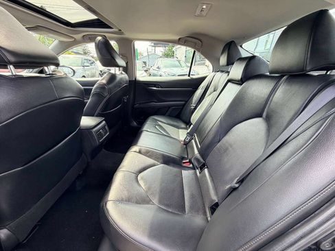 Used 2021 Toyota Camry XLE w/ Navigation Upgrade Package FWD image 20
