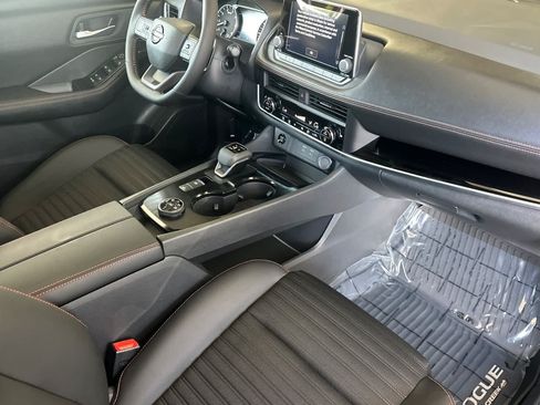 New 2026 Nissan Rogue SV AWD/4WD image 16