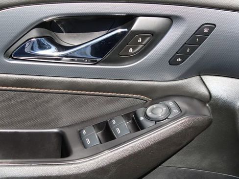 Used 2020 Chevrolet Traverse Premier w/ Redline Edition image 11