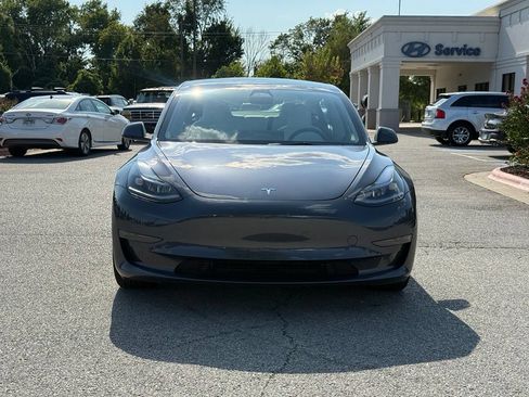 Used 2023 Tesla Model 3 Standard Range RWD image 2