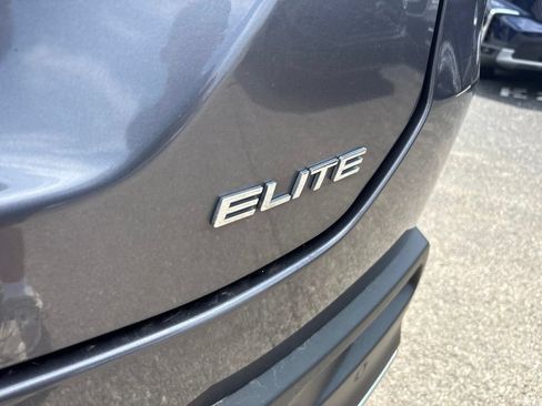 Used 2025 Honda Pilot Elite image 4