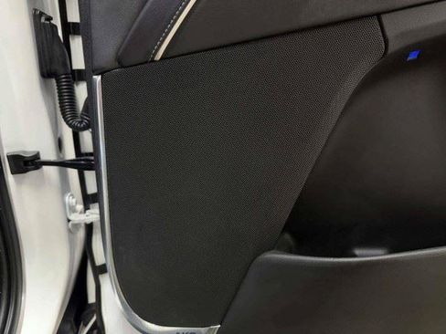 Used 2021 Cadillac Escalade Luxury RWD image 63