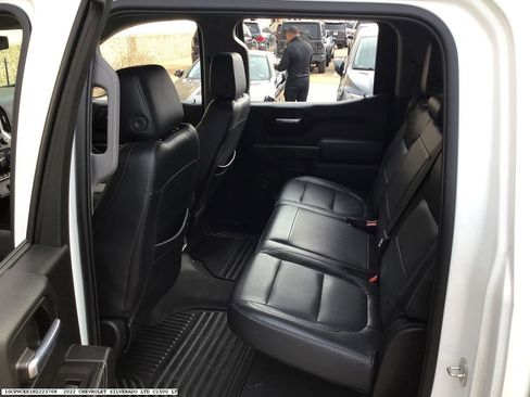 Used 2022 Chevrolet Silverado 1500 LT image 13