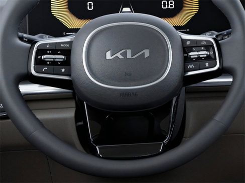 New 2026 Kia Carnival LXS image 22
