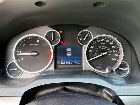 Used 2016 Toyota Tundra SR5 w/ TRD Off Road Package AWD/4WD image 12