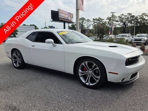 Used 2020 Dodge Challenger R/T RWD image 7