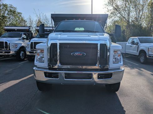New 2027 Ford F750 2WD Regular Cab Super Duty image 7