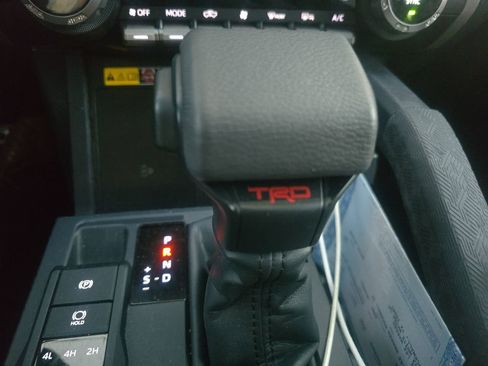 Used 2026 Toyota Tacoma TRD Sport w/ TRD Sport Premium Package AWD/4WD image 18