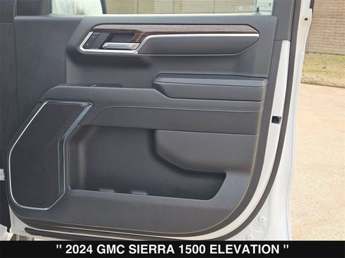 Used 2024 GMC Sierra 1500 Elevation w/ LPO, Elevation Black Package image 31