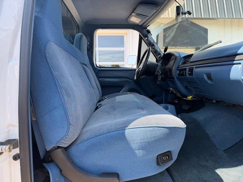 Used 1997 Ford F350 4x4 Regular Cab image 8