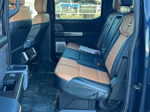 Used 2024 Ford F250 Platinum w/ FX4 Off-Road Package AWD/4WD image 11