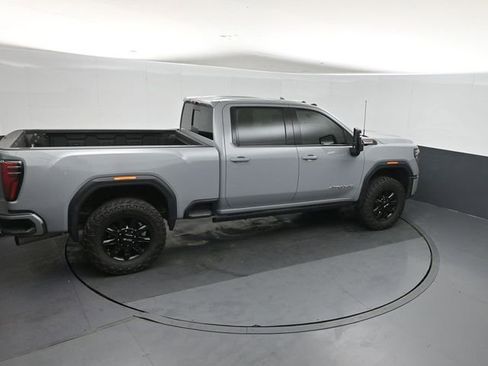 Used 2025 GMC Sierra 2500 AT4 w/ AT4 Premium Plus Package AWD/4WD image 30