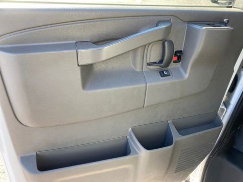 Used 2022 Chevrolet Express 2500 Extended w/ Driver Convenience Package image 14