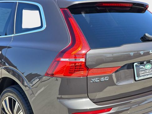 Used 2023 Volvo XC60 B5 Ultimate FWD image 38