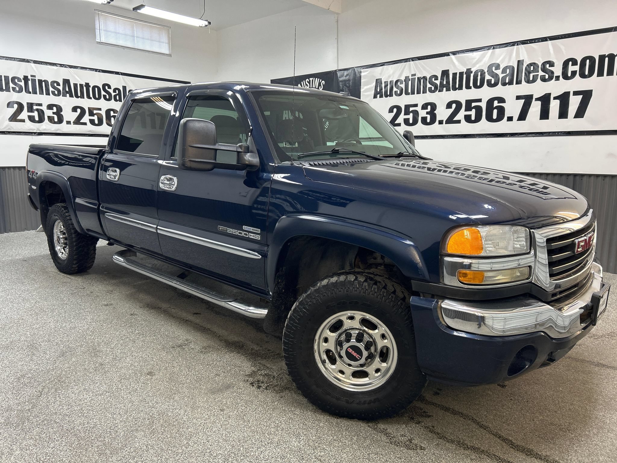 Used 2007 GMC Sierra 2500 SLE w/ Heavy-Duty Power Package AWD/4WD image 1