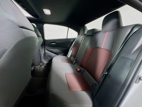 Used 2025 Toyota Corolla SE w/ SE Premium Package FWD image 20