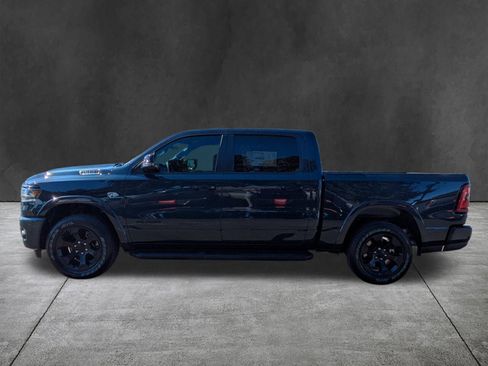 New 2026 RAM 1500 4x4 Crew Cab image 7
