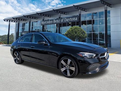 Used 2025 Mercedes-Benz C 300 Sedan image 2
