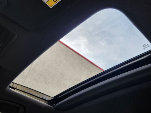 Used 2018 Honda Civic EX-L image 32