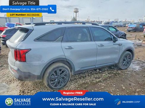 Used 2022 Kia Sorento S w/ Panoramic Sunroof Package image 4