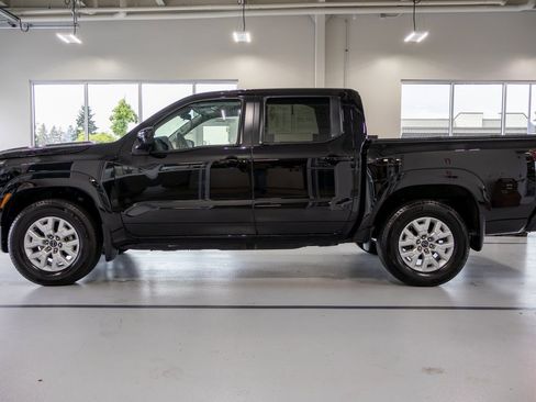 Used 2023 Nissan Frontier SV w/ SV Convenience Package image 10