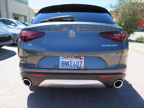 Used 2019 Alfa Romeo Stelvio Ti AWD/4WD image 74