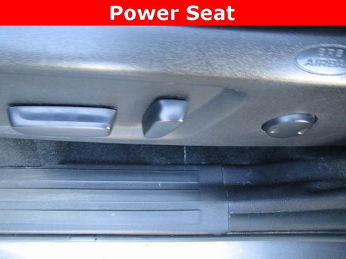 Used 2020 Toyota Tundra SR5 w/ SR5 Upgrade Package image 20