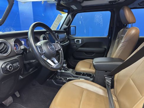 Used 2021 Jeep Wrangler Unlimited Rubicon image 12