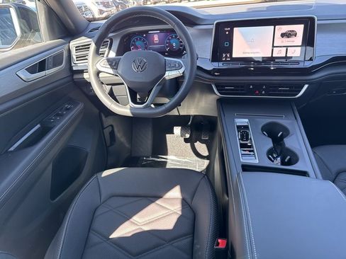 New 2026 Volkswagen Atlas Cross Sport SE FWD image 15
