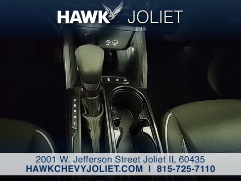 Used 2025 Chevrolet TrailBlazer LT AWD/4WD image 17