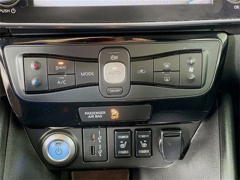 Used 2021 Nissan Leaf SV image 18