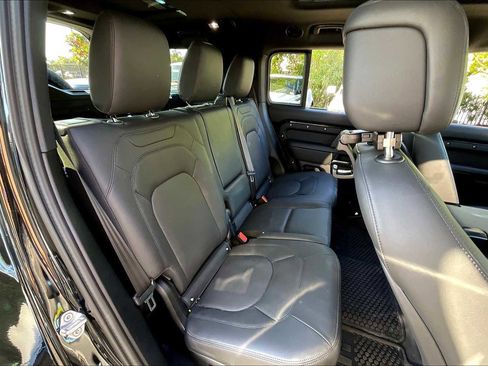 Used 2025 Land Rover Defender 130 S image 29