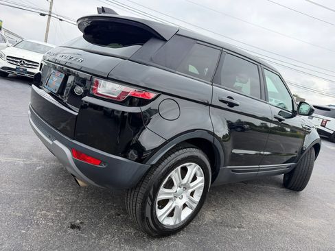 Used 2017 Land Rover Range Rover Evoque SE AWD/4WD image 52