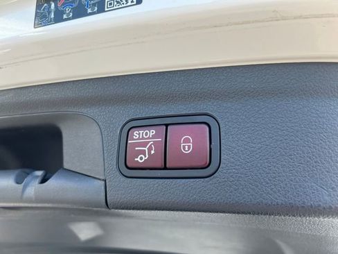 Used 2023 Mercedes-Benz GLE 53 AMG GLE 53 AMG image 24