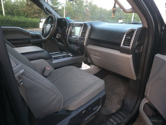 Used 2016 Ford F150 XLT w/ Equipment Group 302A Luxury AWD/4WD image 13
