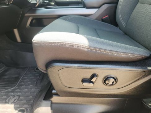 Used 2023 RAM 1500 Big Horn AWD/4WD image 25