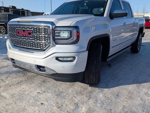 Used 2018 GMC Sierra 1500 Denali w/ Denali Ultimate Package image 5