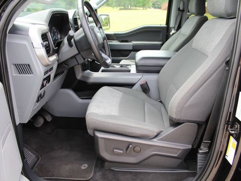 Used 2023 Ford F150 XLT w/ Equipment Group 302A High AWD/4WD image 9