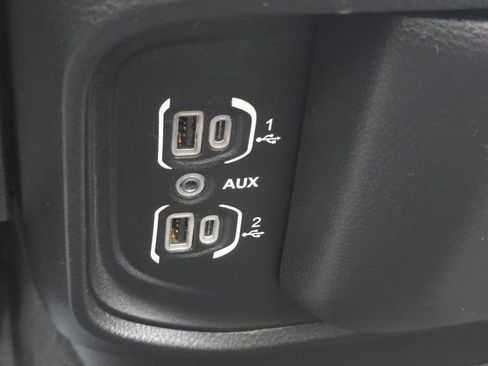 Used 2020 RAM 1500 Big Horn image 11