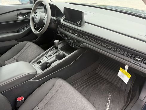 Used 2024 Honda Accord EX image 32