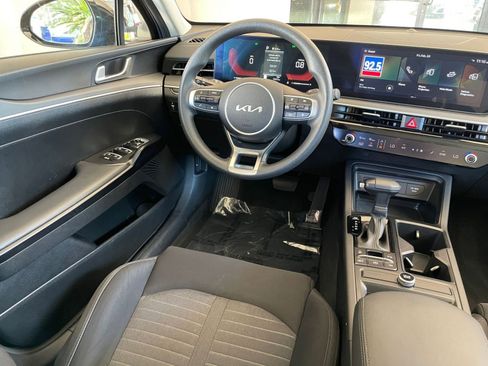 Used 2025 Kia K5 LXS image 33
