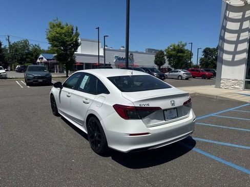 Used 2023 Honda Civic Sport image 6