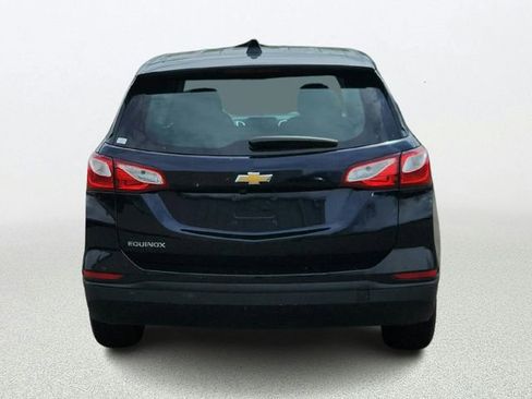 Used 2021 Chevrolet Equinox LS AWD/4WD image 5