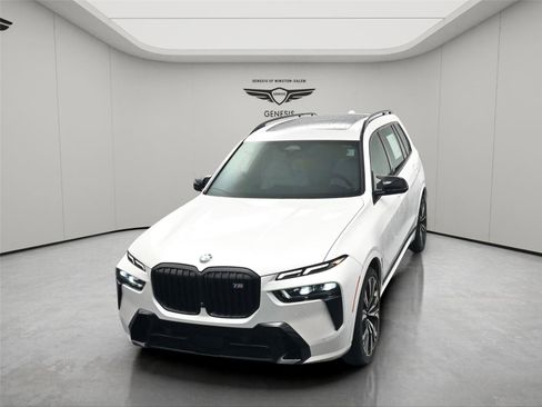 Used 2023 BMW X7 M60i w/ Executive Package AWD/4WD image 22