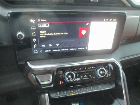 Certified 2024 GMC Sierra 3500 Denali Ultimate image 32