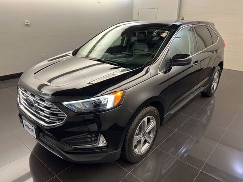 Certified 2022 Ford Edge SEL w/ Convenience Package image 3