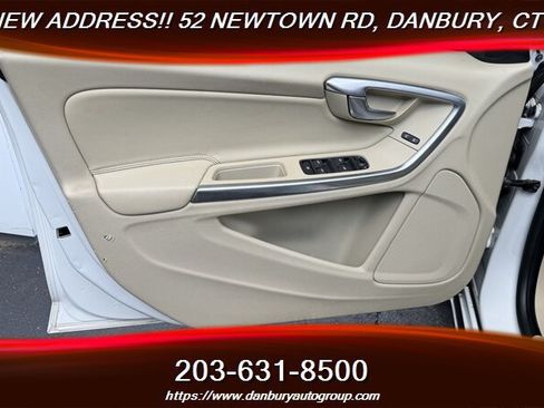 Used 2015 Volvo V60 T5 Premier AWD/4WD image 11