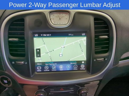Used 2022 Chrysler 300 Touring L RWD image 16
