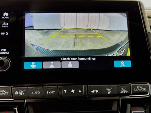 Used 2023 Honda Odyssey EX-L image 16